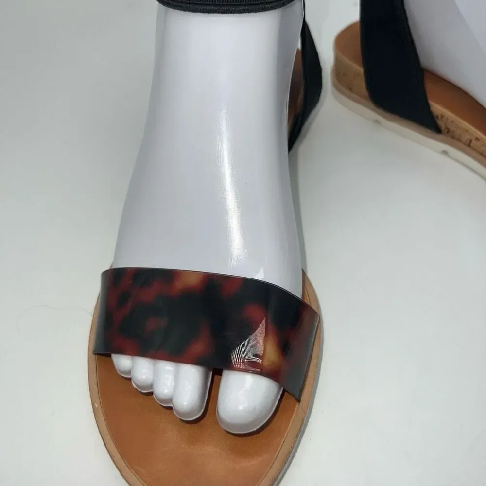 Dolce Vita Vivian Sandals in Tortoise Shell
